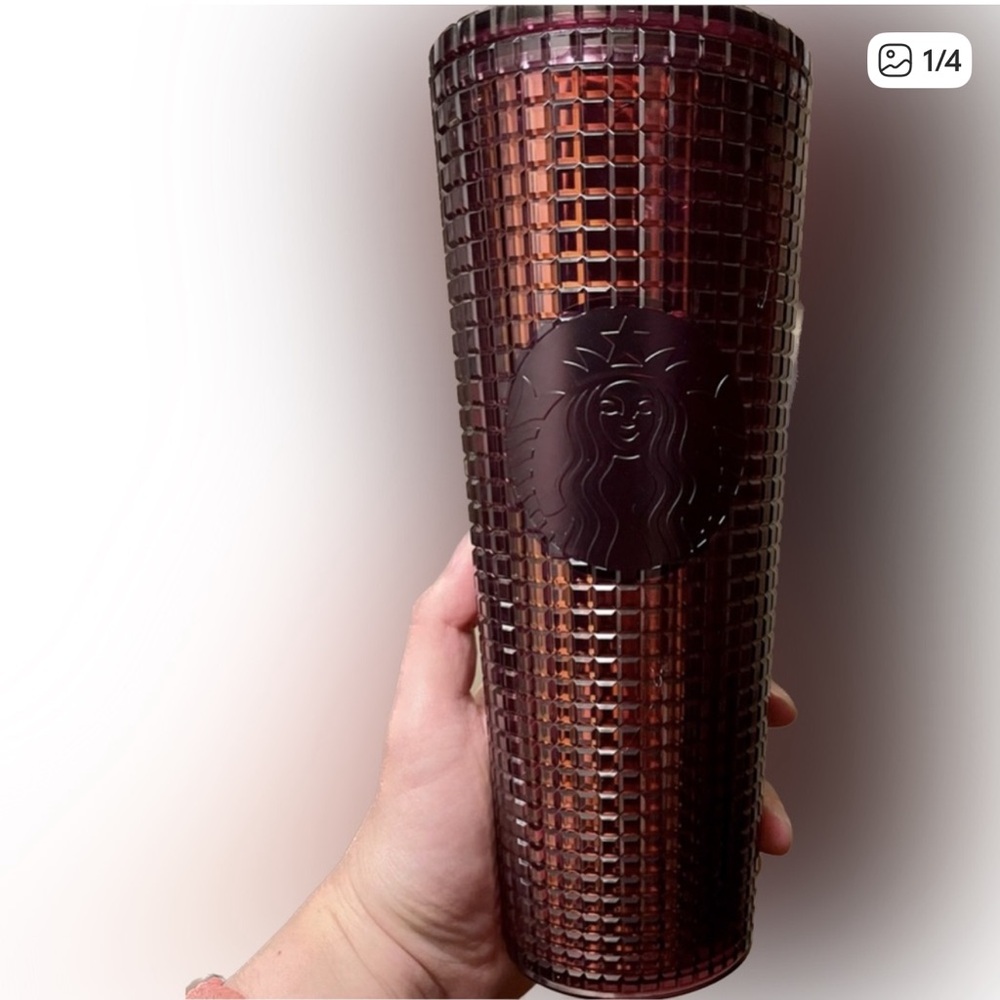 Starbucks holiday 2020 burgundy grid tumbler